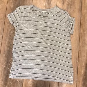 T-shirt Large. Grey with black stripe. Braided